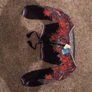 Brand new flying tomato crop top